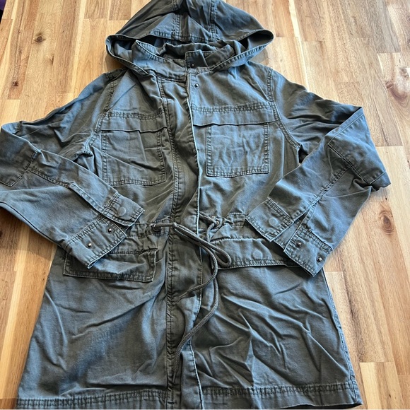 Universal Thread Jackets & Blazers - Universal Thread Olive Green Utility Anorak Jacket with Hood – Size Small